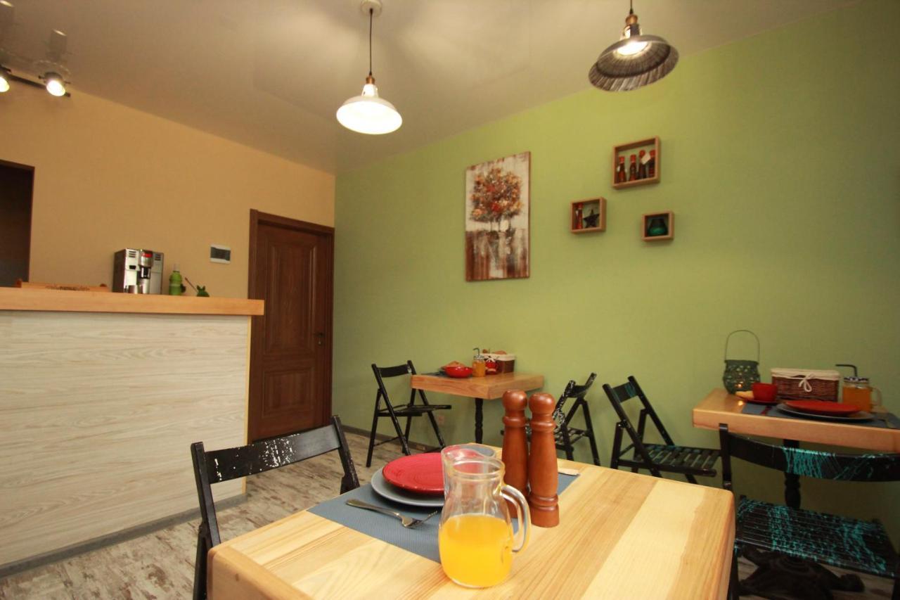 Garden Eco Design Hotel Odesa Exterior photo