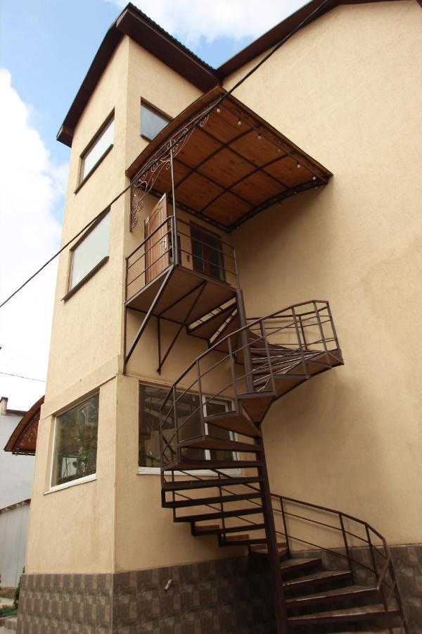 Garden Eco Design Hotel Odesa Exterior photo