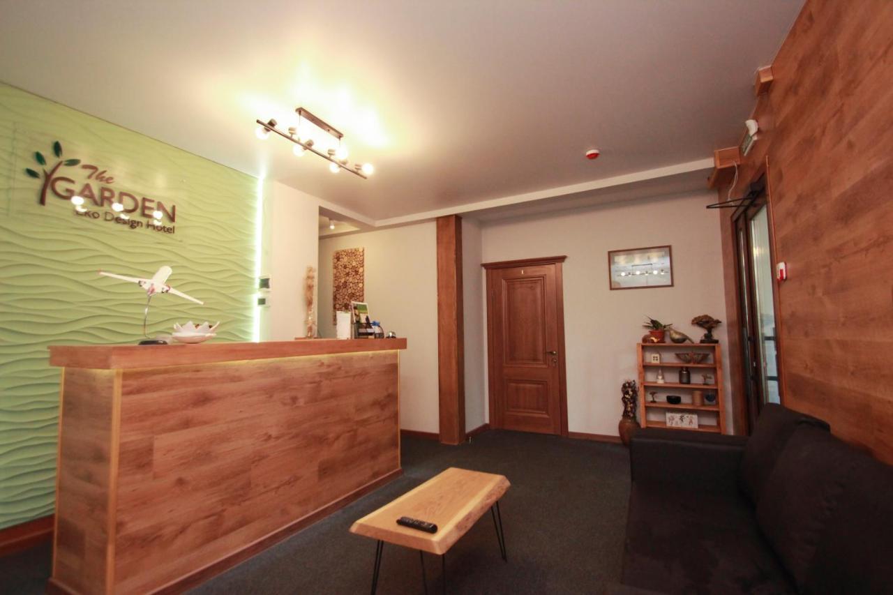 Garden Eco Design Hotel Odesa Exterior photo